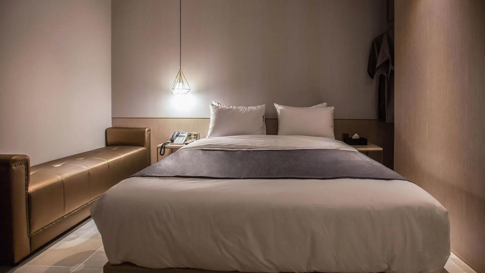 Hound Hotel Seomyeon-Bumcheon Busan